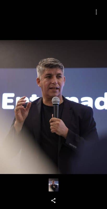 Ramón Cristaldo, DT. Fútbol-A FVF y Psicólogo del deporte